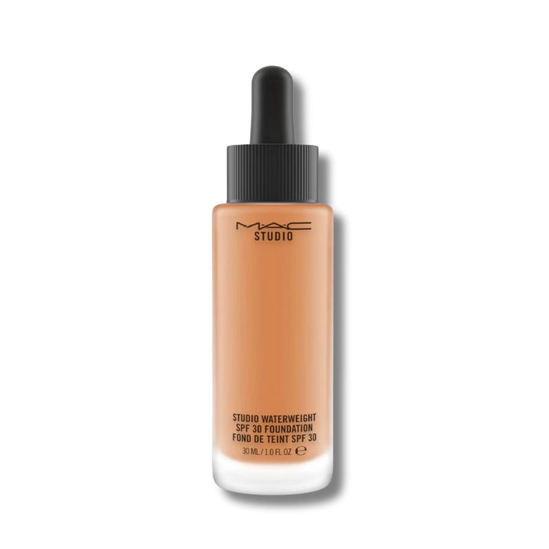 MAC Studio Waterweight SPF 30/PA++ Foundation - NC50