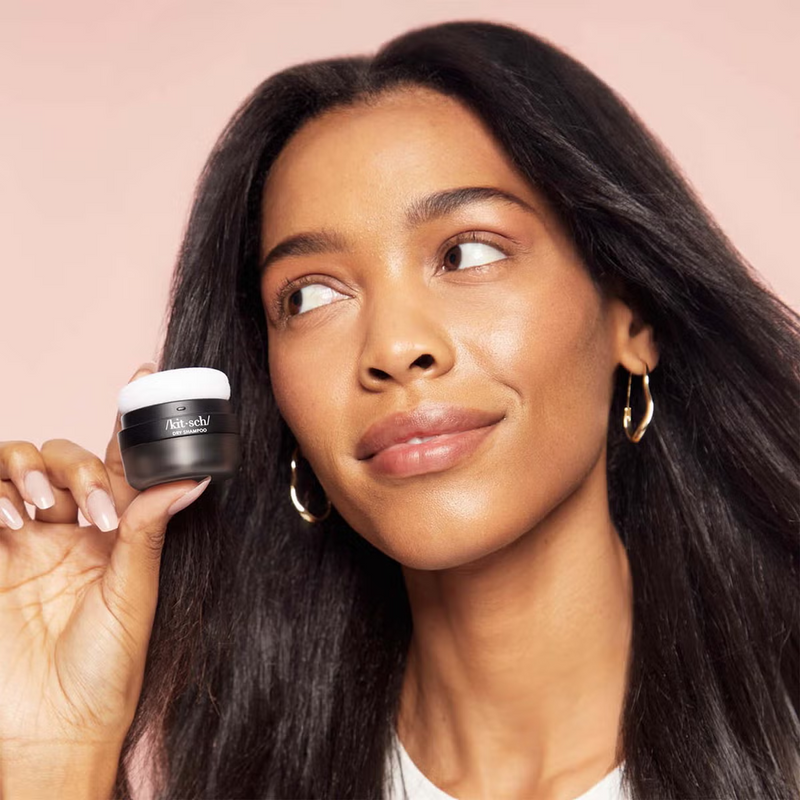 Kitsch Volumising Rice Protein Dry Shampoo - Dark Tinted Powder 8g