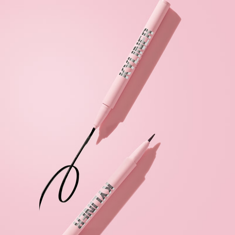 Kylie Cosmetics Kyliner Brush Tip Liquid Eyeliner Pen - 001 Black 0.3ml