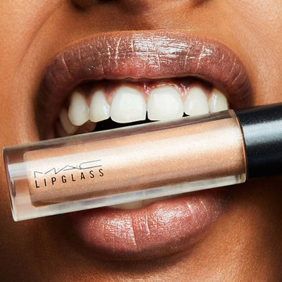 MAC Lipglass Lipgloss - Very Go Lightly