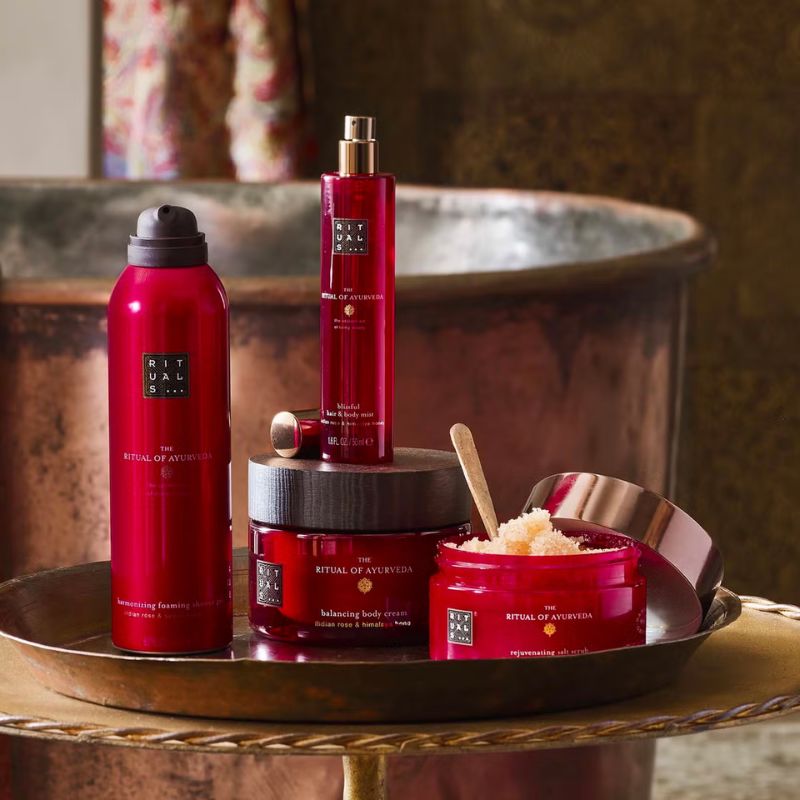 RITUALS The Ritual of Ayurveda Sweet Almond & Indian Rose Salt Body Scrub 300g