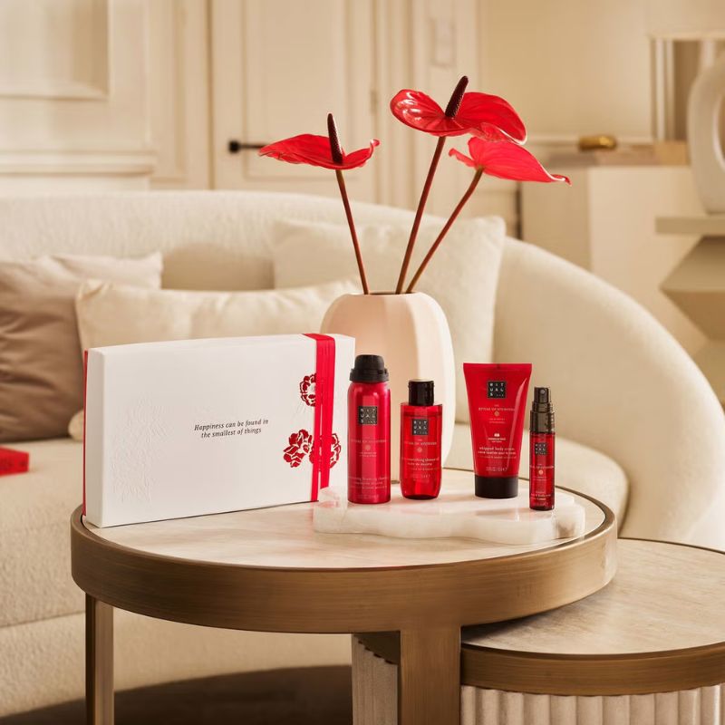 RITUALS The Ritual of Ayurveda Sweet Almond & Indian Rose Small Bath and Body Gift Set (Worth £31.20)