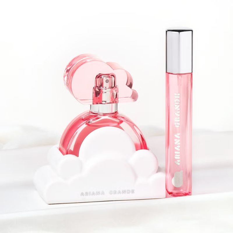 Ariana Grande Cloud Pink Gift Set (Worth £45)